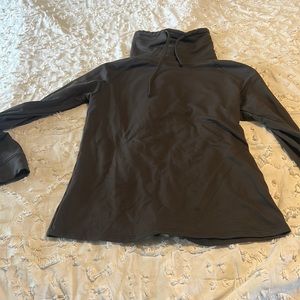 32 degrees Long sleeve sweater